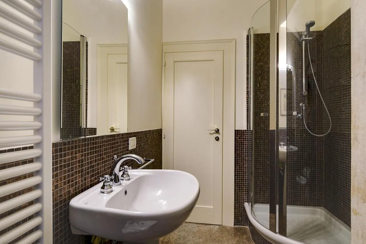 Ca' Amalia San Marco Venetian Apartment M027042932